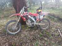 Vendo Honda CRF 250 r 4 tempos ano 2005 .