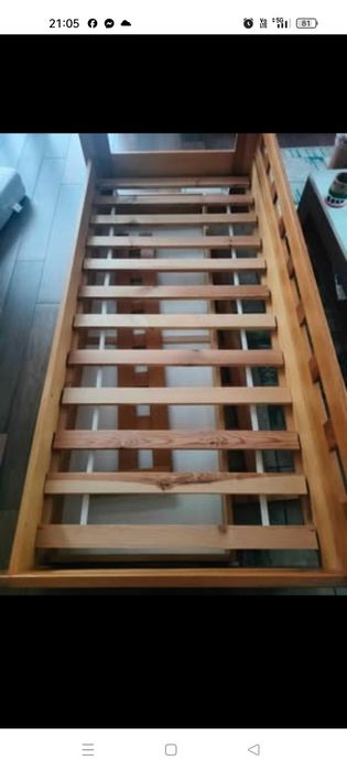 Łóżko drewniane z materacem 80x180