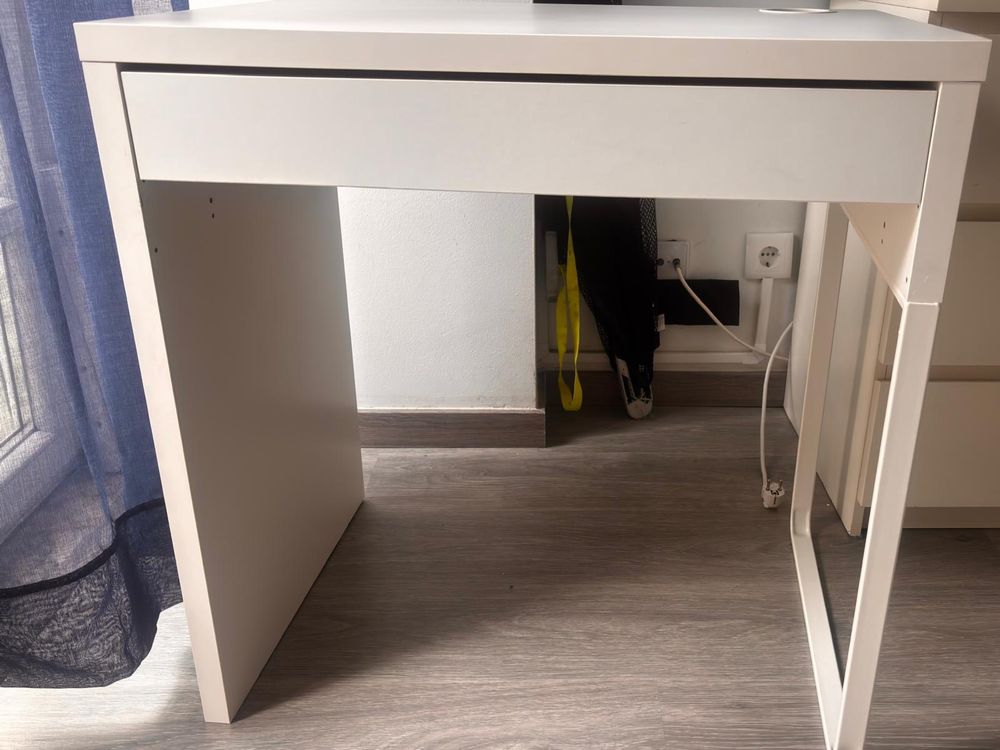 Secretária Branca Ikea