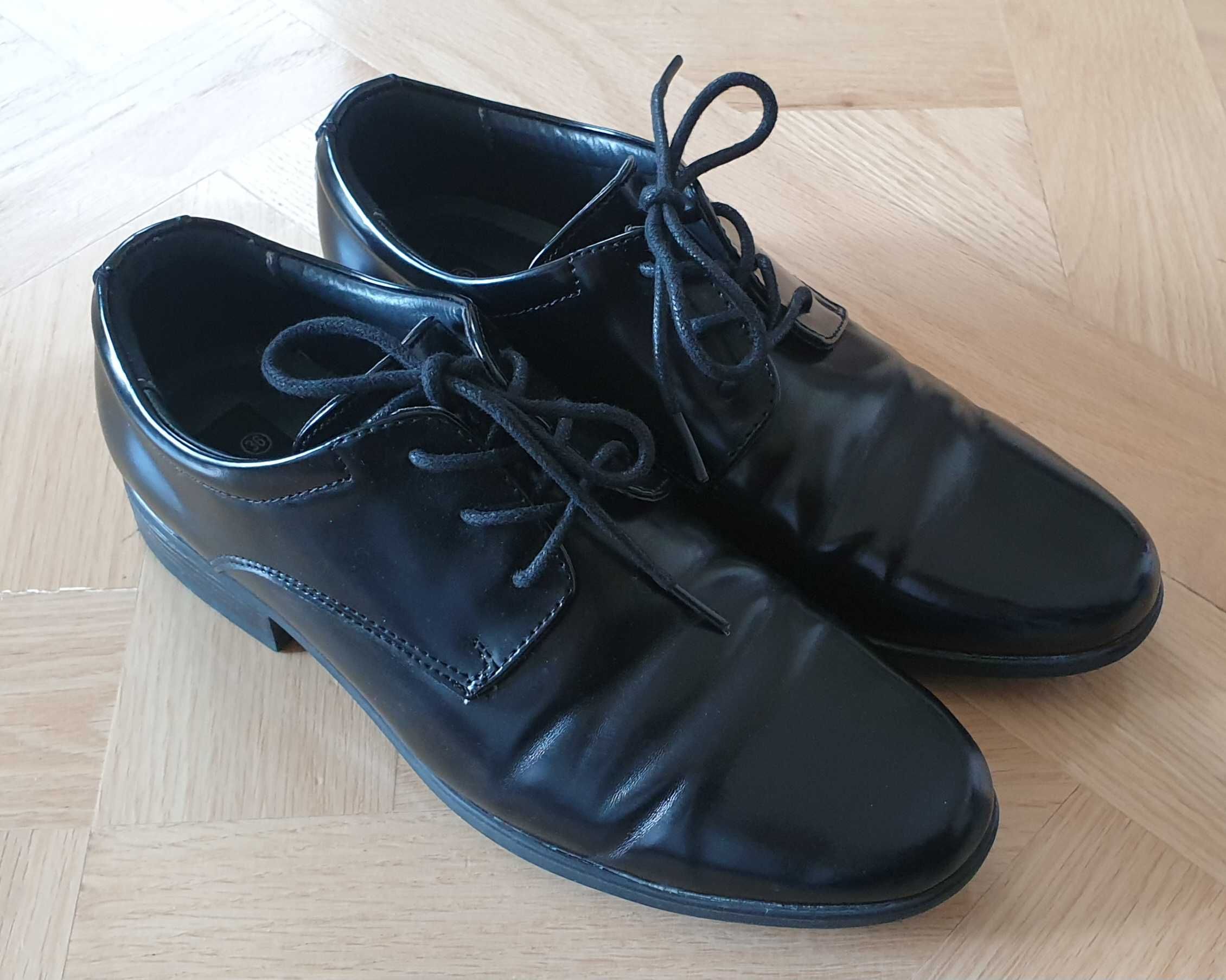Buty,półbuty eleganckie,wizytowe chłopięce rozmiar 36