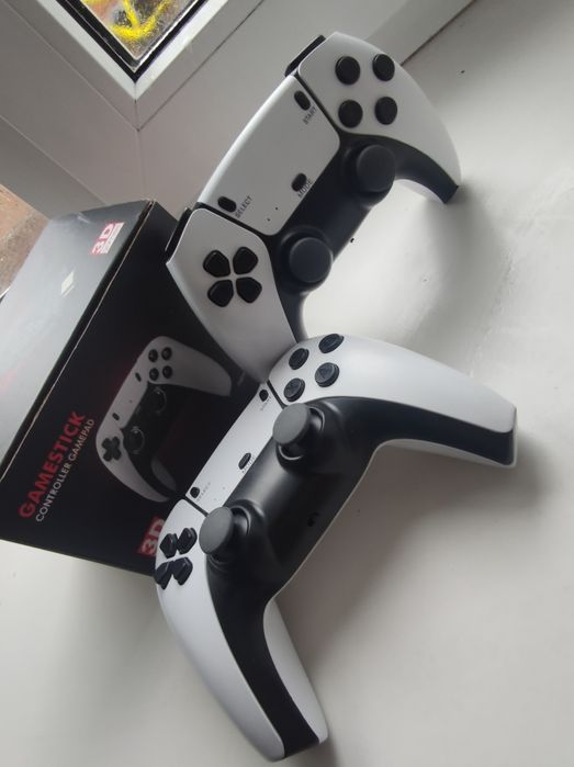 Два беспроводных геймпад джойстик для ретро консолей, белый