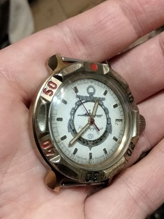 Продам наручные механические часы Восток Командирские