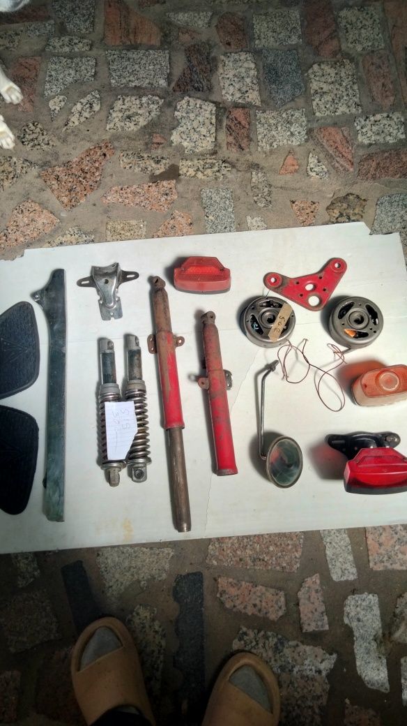 Motor Sachs e peças variadas