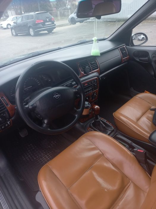 Опель Вектра б 1.8