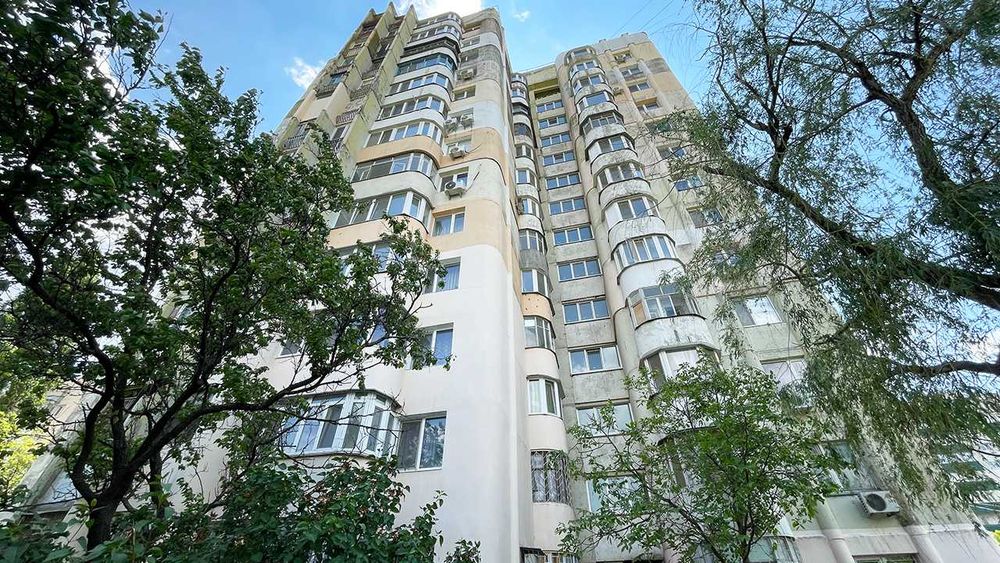 Продажа квартиры на Северном. Вид из окон как в раю!
