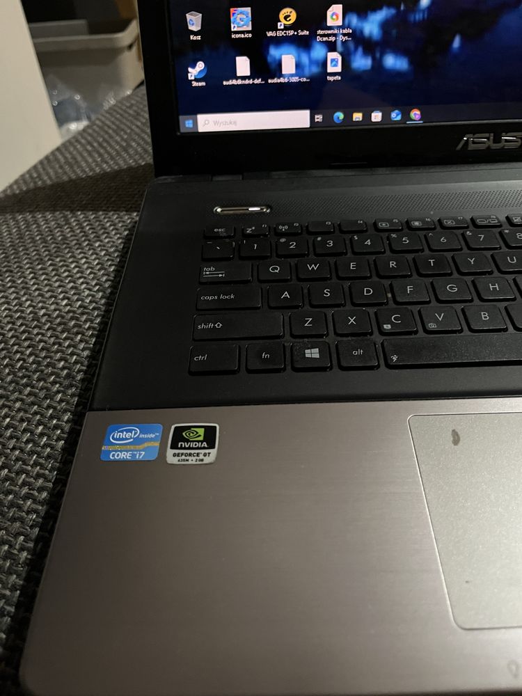 Laptop asus komputer
