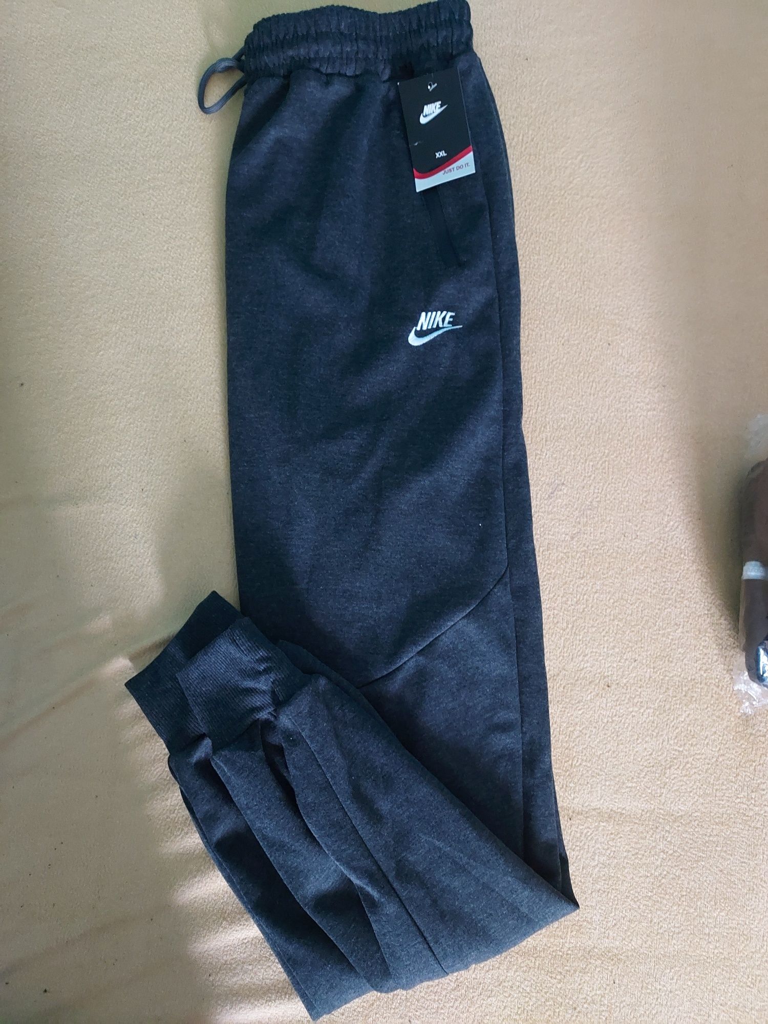 Spodnie męskie dresowe. Nike. Adidas. Tommy. Polo. North face
