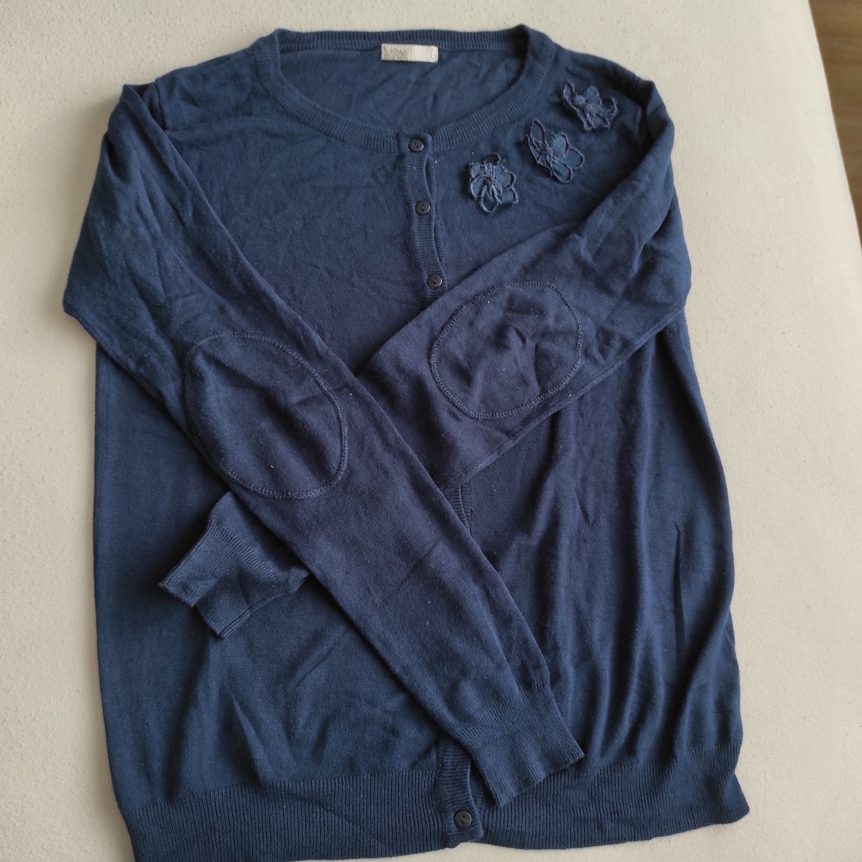Elegancki granatowy sweter rozpinany