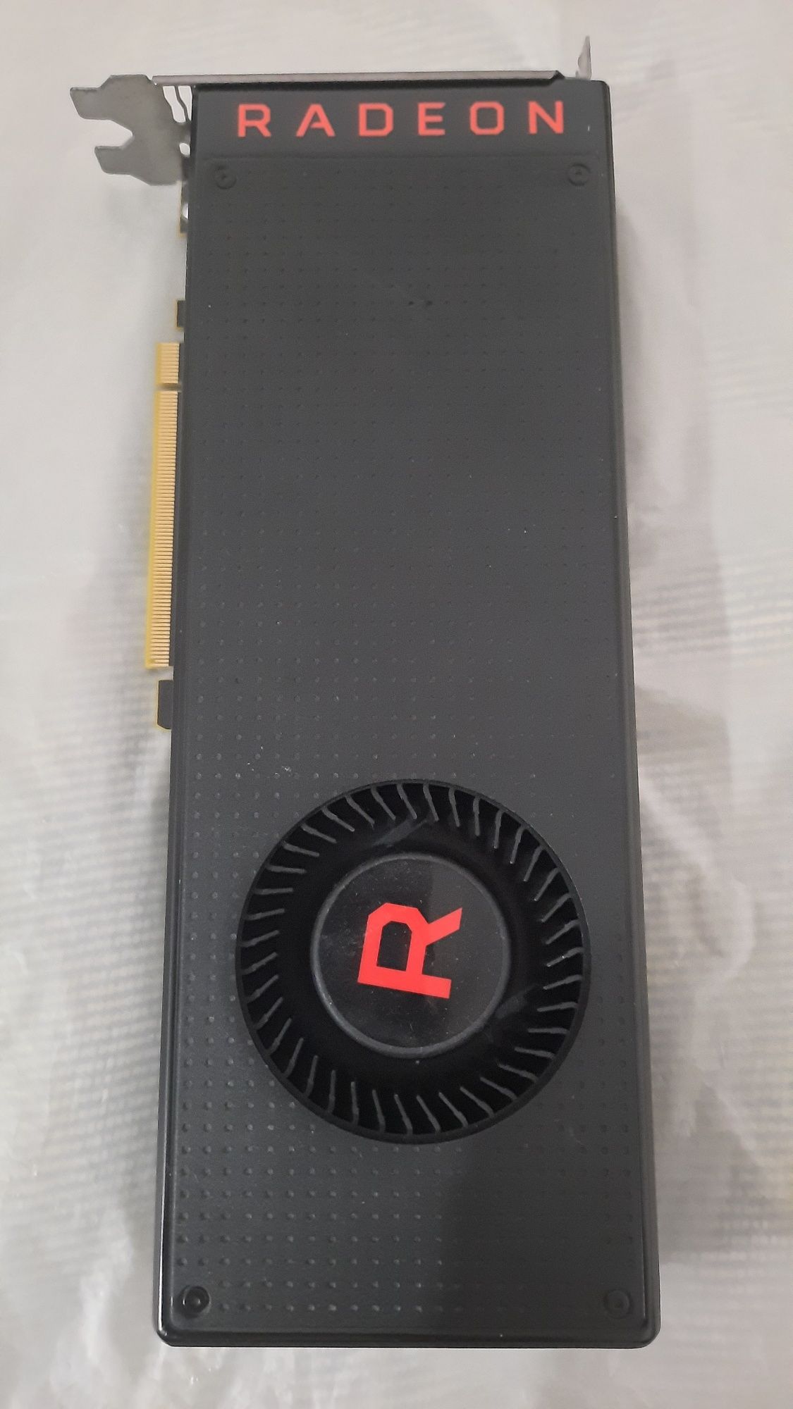 Відеокарта VEGA 64 не робоча