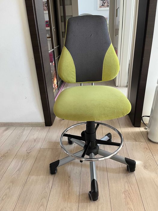 Ergonomiczne krzesło obrotowe Mayer dziecięce zielone