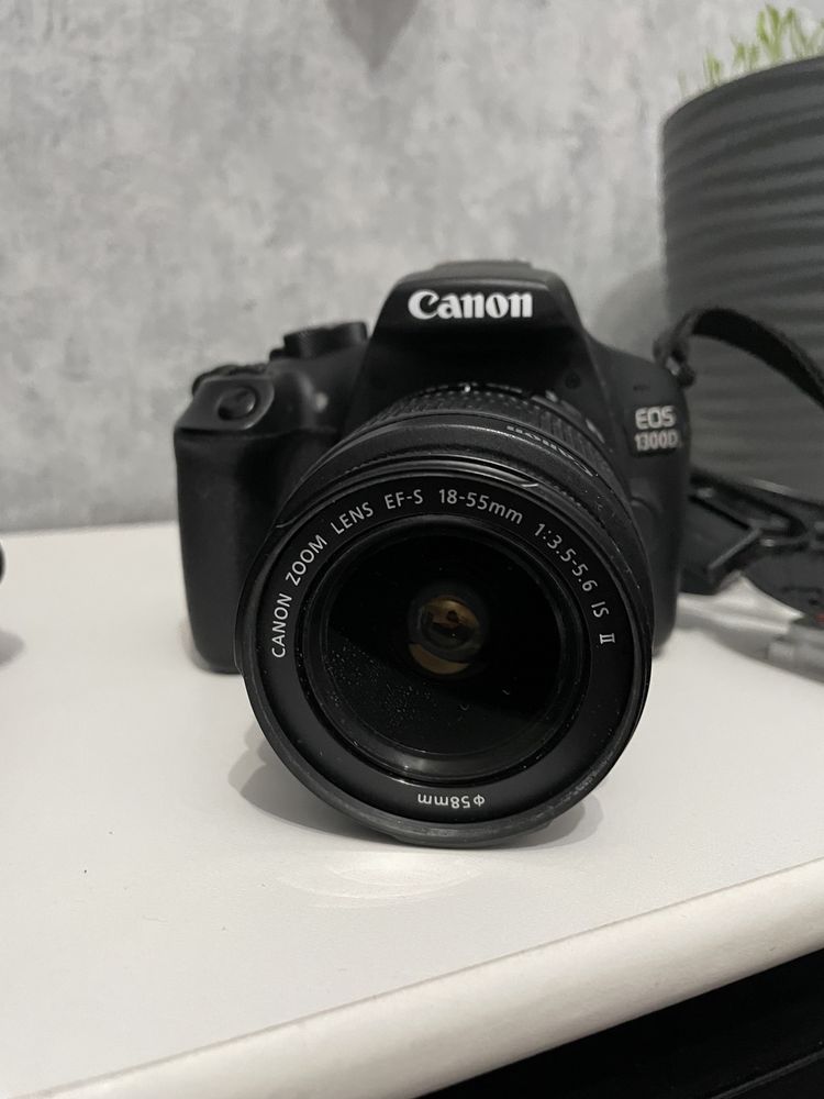 Canon 1300D plus obiektyw 1 8-55mm