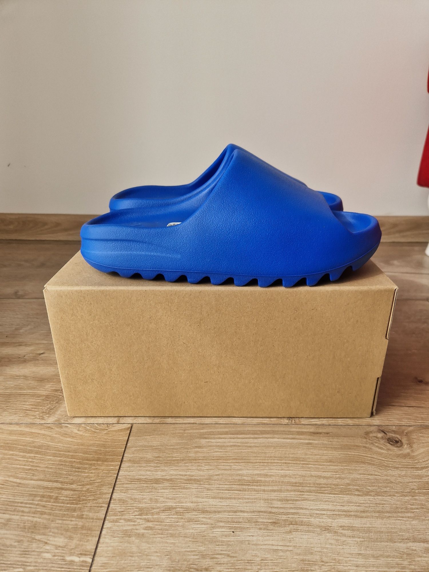 Yeezy Slide Azure 43