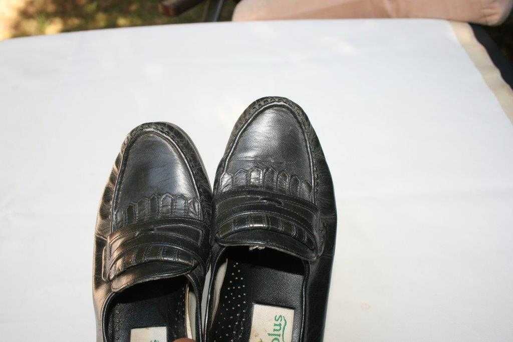 buty damskie czarne mokasyny roz 37/ 387 na szczupła stopę + etui