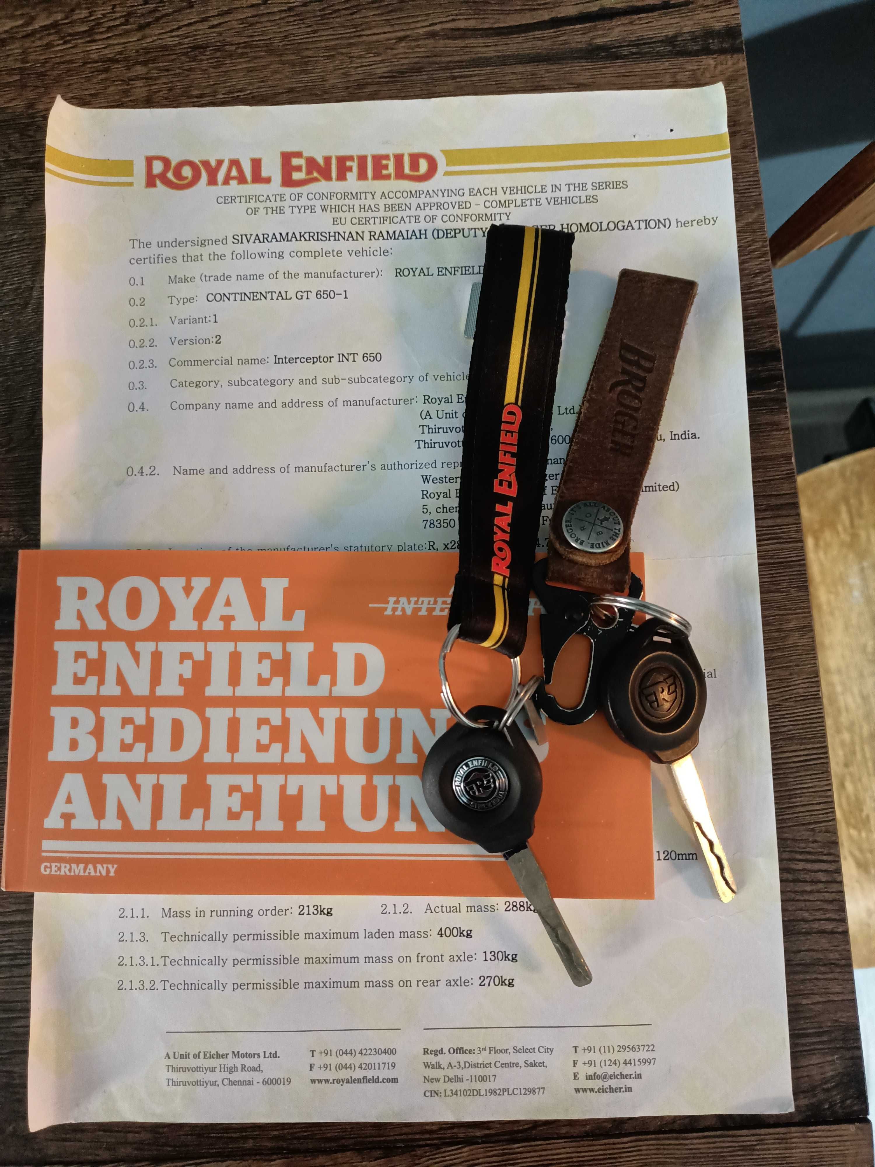 Royal Enfield Interceptor 650 S&S. Kat. A2