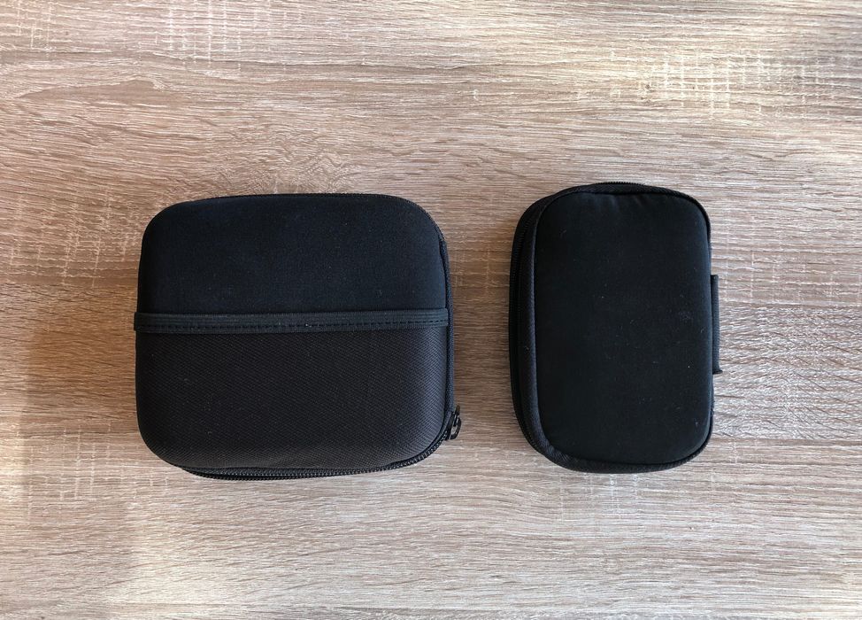 Oddam za darmo dwa etui/pokrowce widoczne na zdjęciach