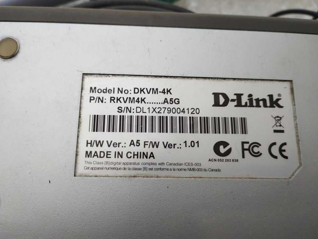 KVM переключатель D-Link DKVM-4K + кабелі