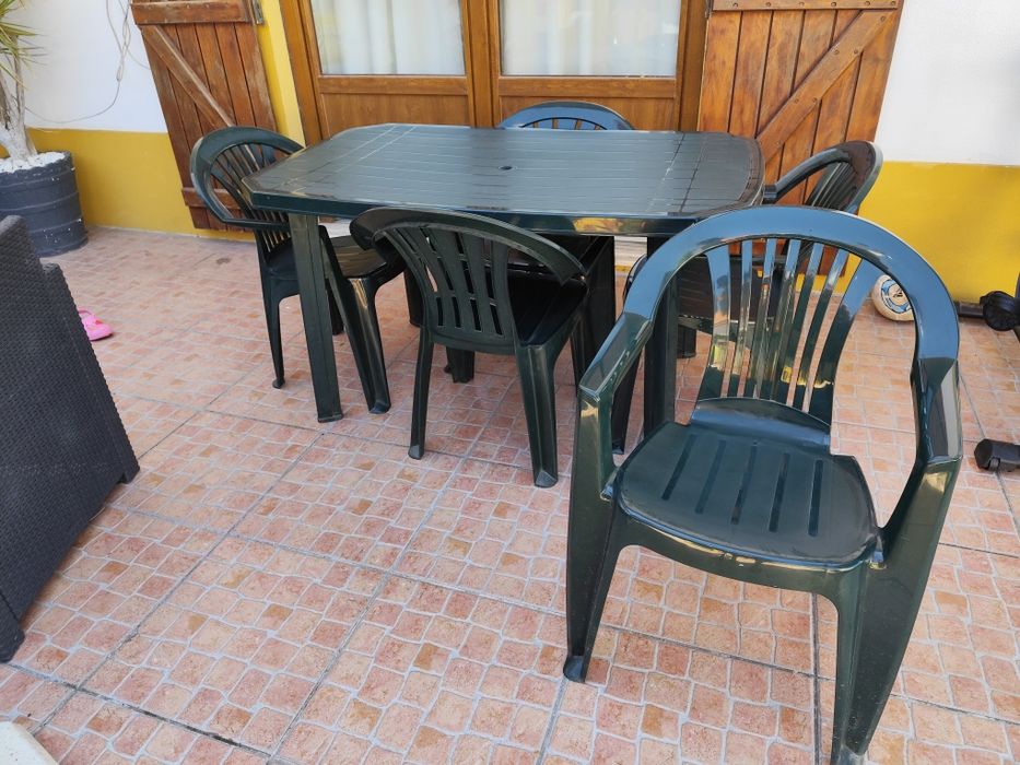 Vendo conjunto de jardim usado