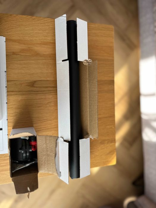 Suptek MD6401 – stojak biurkowy na monitor 13–27", obrotowy, stalowy