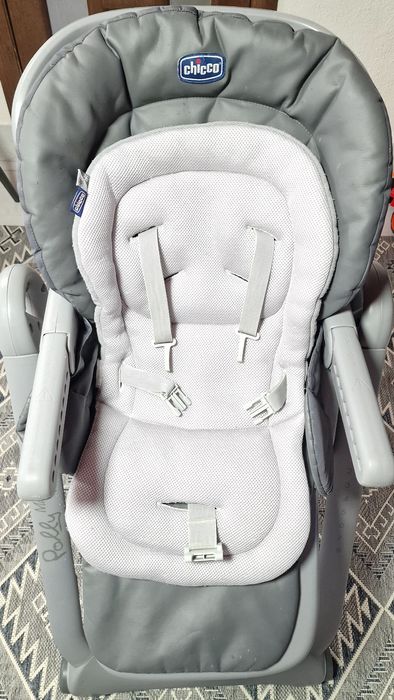 Стільчик для годування Polly Magic Relax