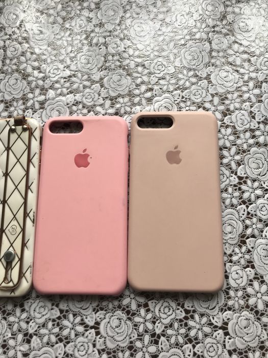 Продам чохли на Айфон 7+