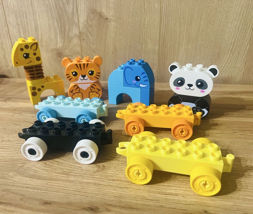 Конструктор LEGO Duplo Потяг з тваринами