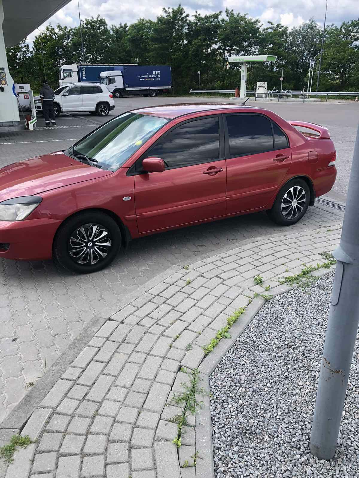 Mitsubishi ручка