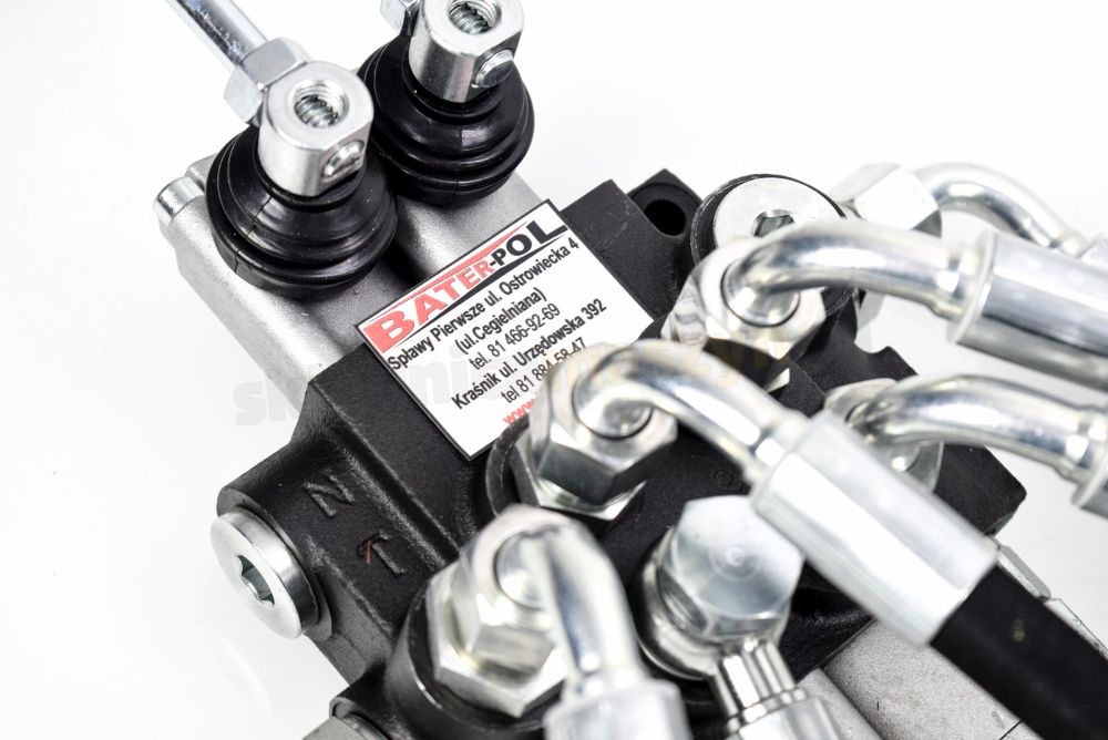 Rozdzielacz hydrauliczny zewnętrzny URSUS C-360 2-sekcyjny (SEKCJE PŁY