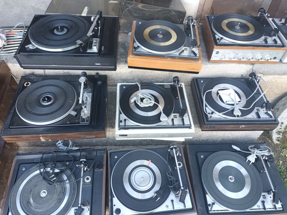 Gramofony firmy Dual