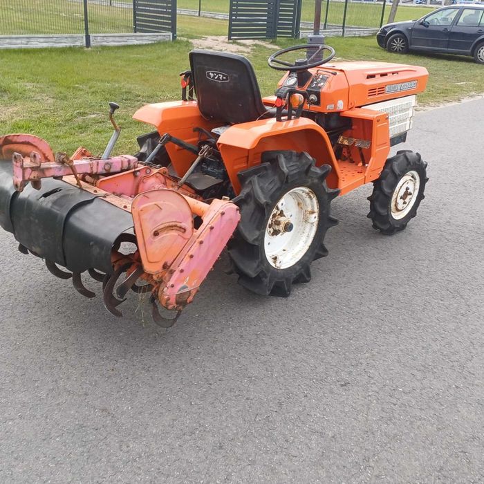 Traktor traktorek ogrodowy KUBOTA B1400 4x4 ZESTAW