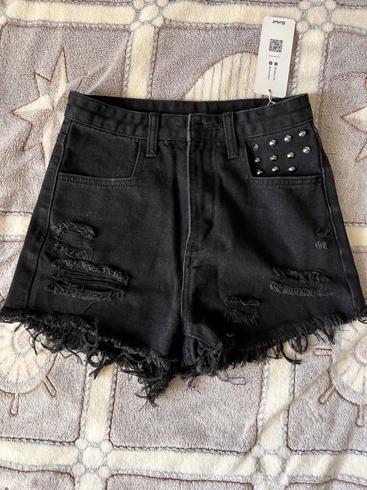 Короткі шорти