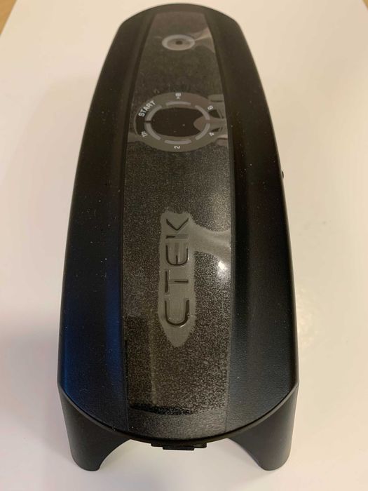 Ctek CS FREE бустер пуско-зарядний павербанк NOCO BOOST GBX45