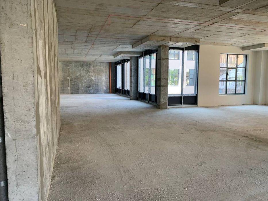 Оренда офісу 82,87 м² у ТОЦ Княжий Хол (вул. Городоцька р-н цирку)