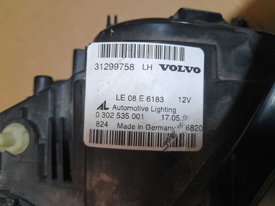 lampy Volvo C70 poliftowe 3.1.2.9.9.7.5.8 i 3.1.2.9.9.7.5.9