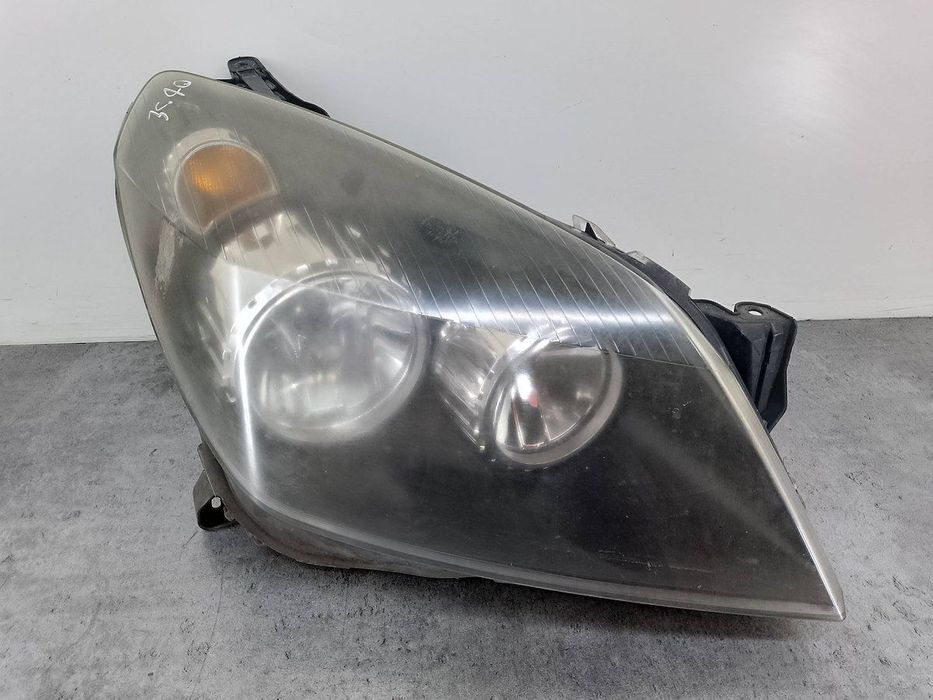 LAMPA PRZÓD PRAWA OPEL ASTRA H 24451033RH 1EG270370-02