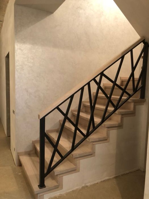 Balustrady wewnetrzne i zewnetrzne