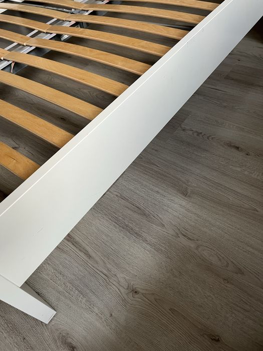 Rama łóżka Ikea Askvoll 140x200