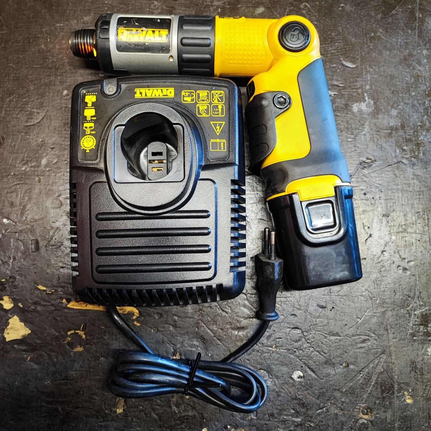 DeWalt DC600, nowe ogniwa