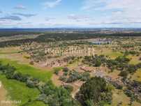Herdade de 186 Hectares no Crato