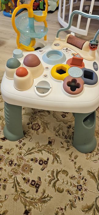 Ігровий інтерактивний столик для малят