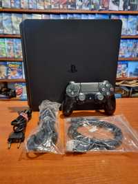 KONSOLA SONY PS$ SLIM 1TB + Pad / Komplet /Playstation 4 2216B /Poznań