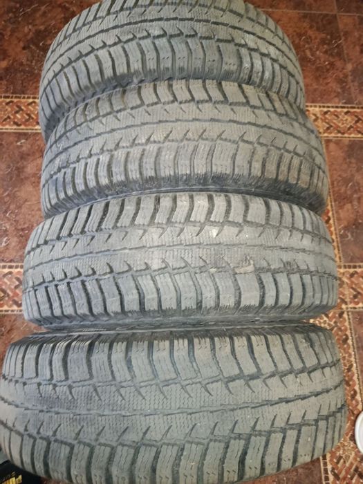 Продам колеса Зима  б/у  в отличном состоянии