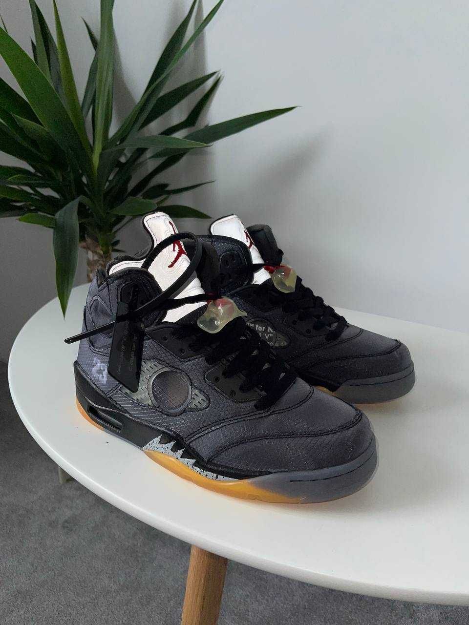 ЗНИЖКА! 41р 43р 45р  Кросівки Jordan 5 Retro Off-White Muslin чорні