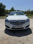 Продам машину Opel Insignia