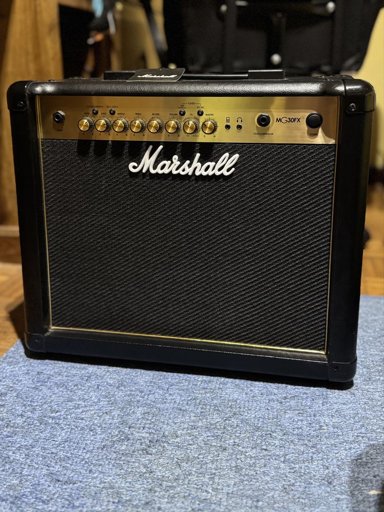Amplificador Marshall MG30FX