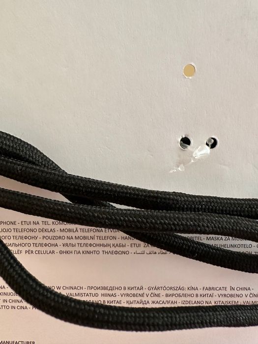 Чехол на iPhone 15