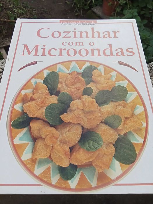 Vendo livros vários Culinária como Novos!!