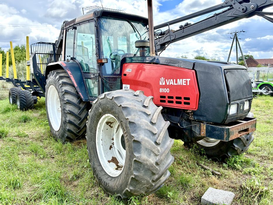 Valtra Valmet 8100
