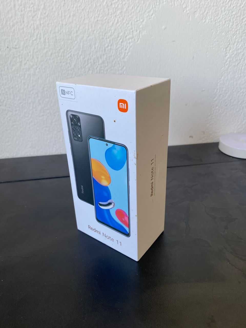 Redmi Note 11, 4GB/128GB, em ótimo estado, sem rachaduras.