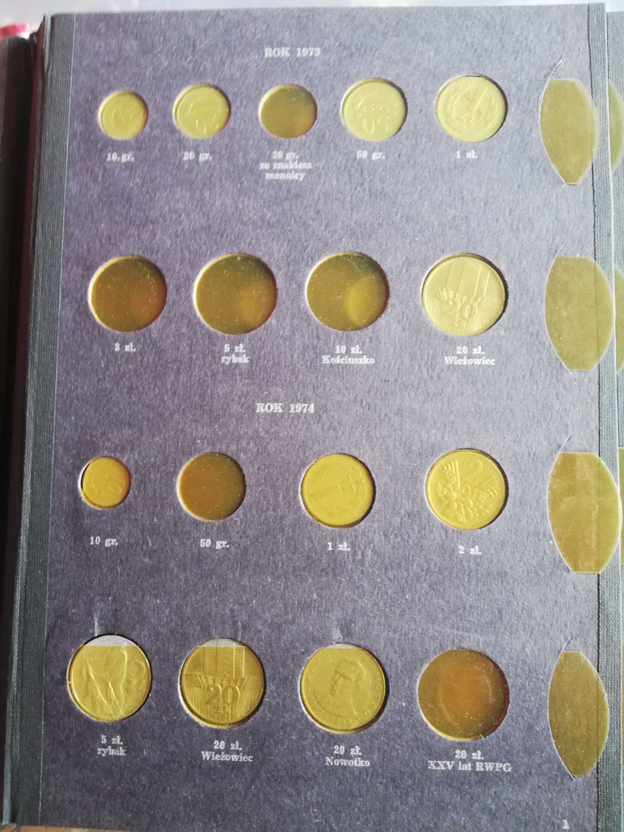 Klaser, album na monety z monetami 100 szt. od 1973  do 1986