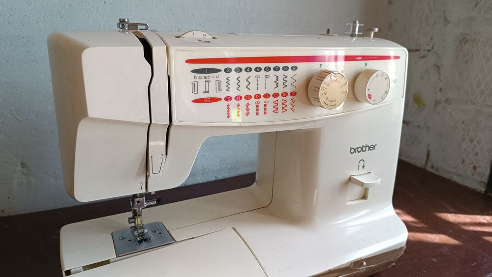 Швейна машина Brother XL 5010